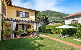 B&B La Rondine Tra Pisa E Lucca